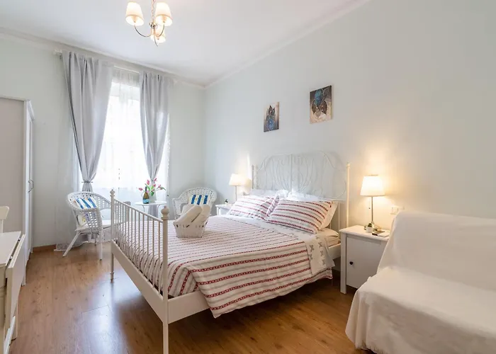 La Casa In Fiore Apartment *